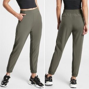 Athleta Brooklyn Textured Jogger Olive Green, Size 12